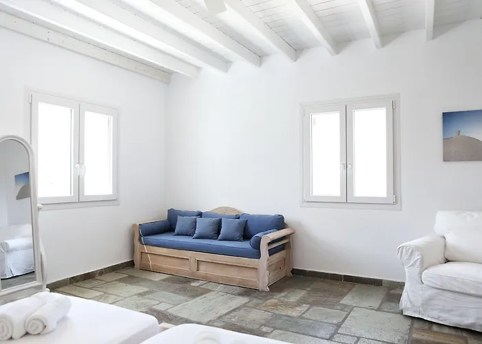 Vlia Mykonos Калафатис