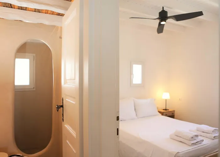 Vlia Mykonos * קלפטיס