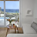 Vlia Mykonos * كالافاتيس