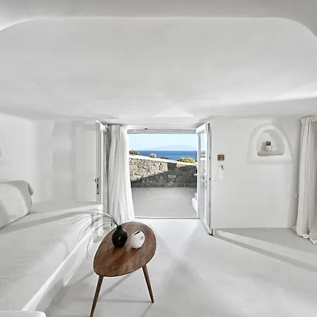 Vlia Mykonos * كالافاتيس